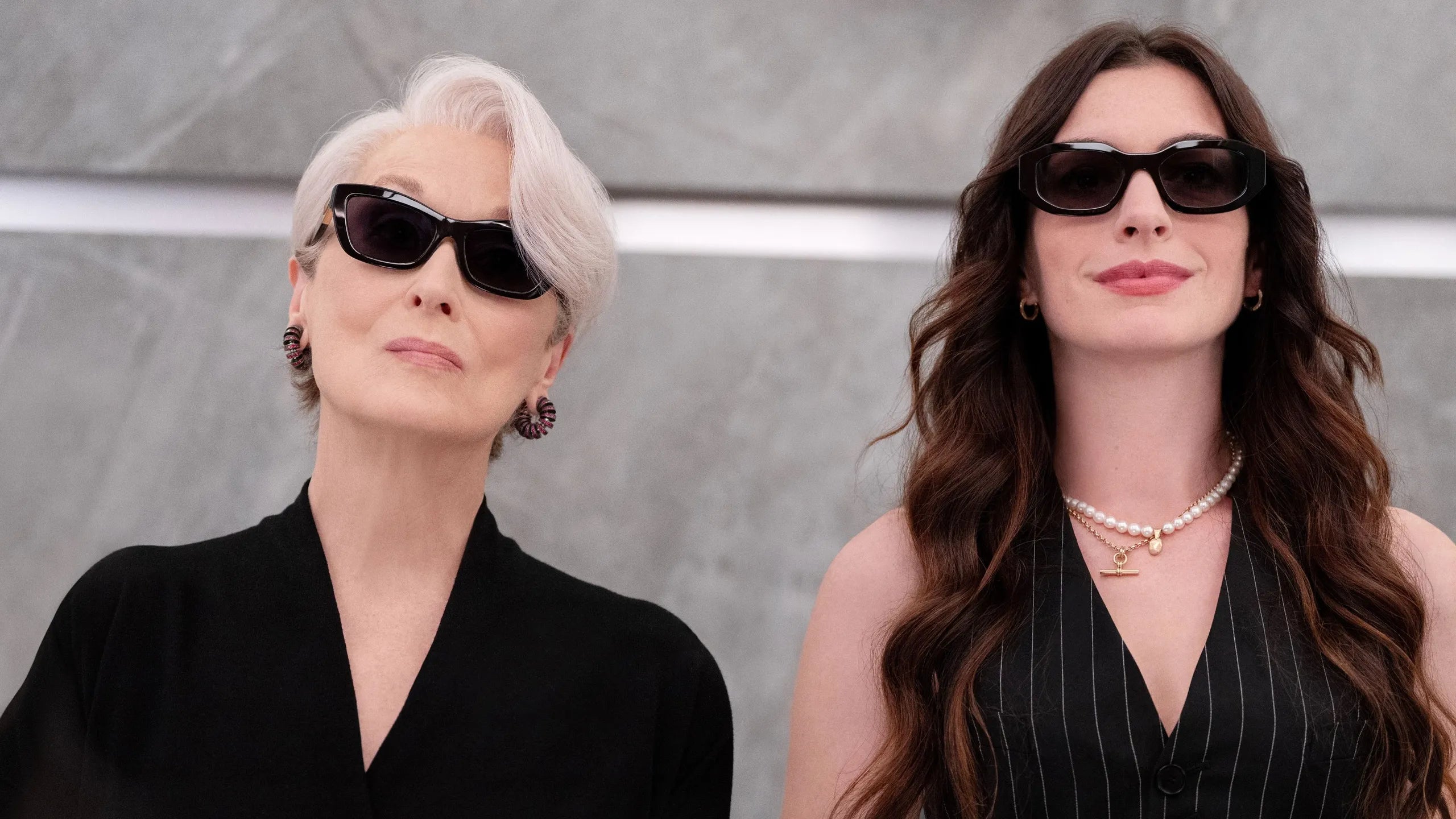 Black Round Sunglasses
