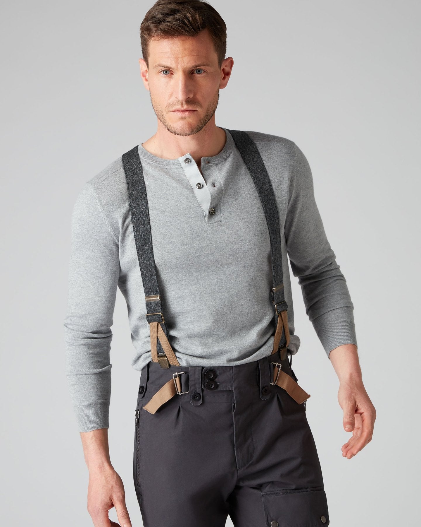 007 BRACES IN GREY